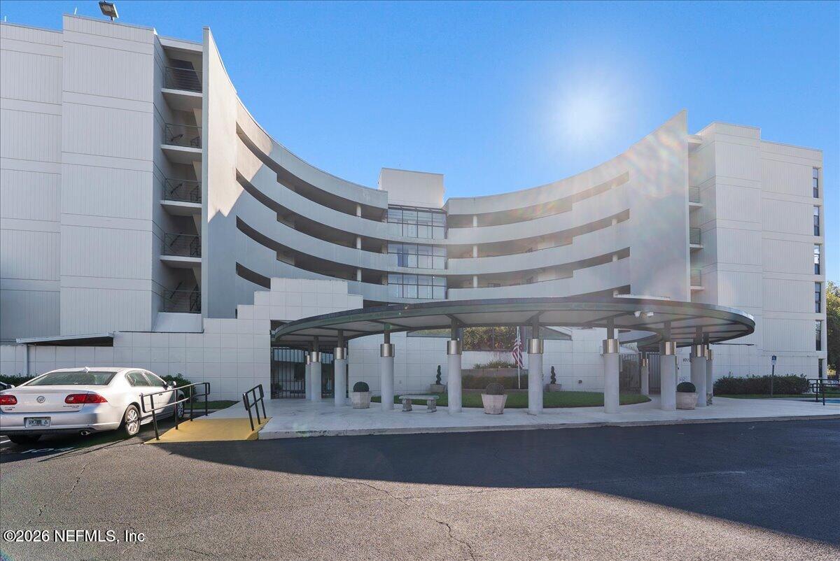 Condominium for sale in Jacksonville